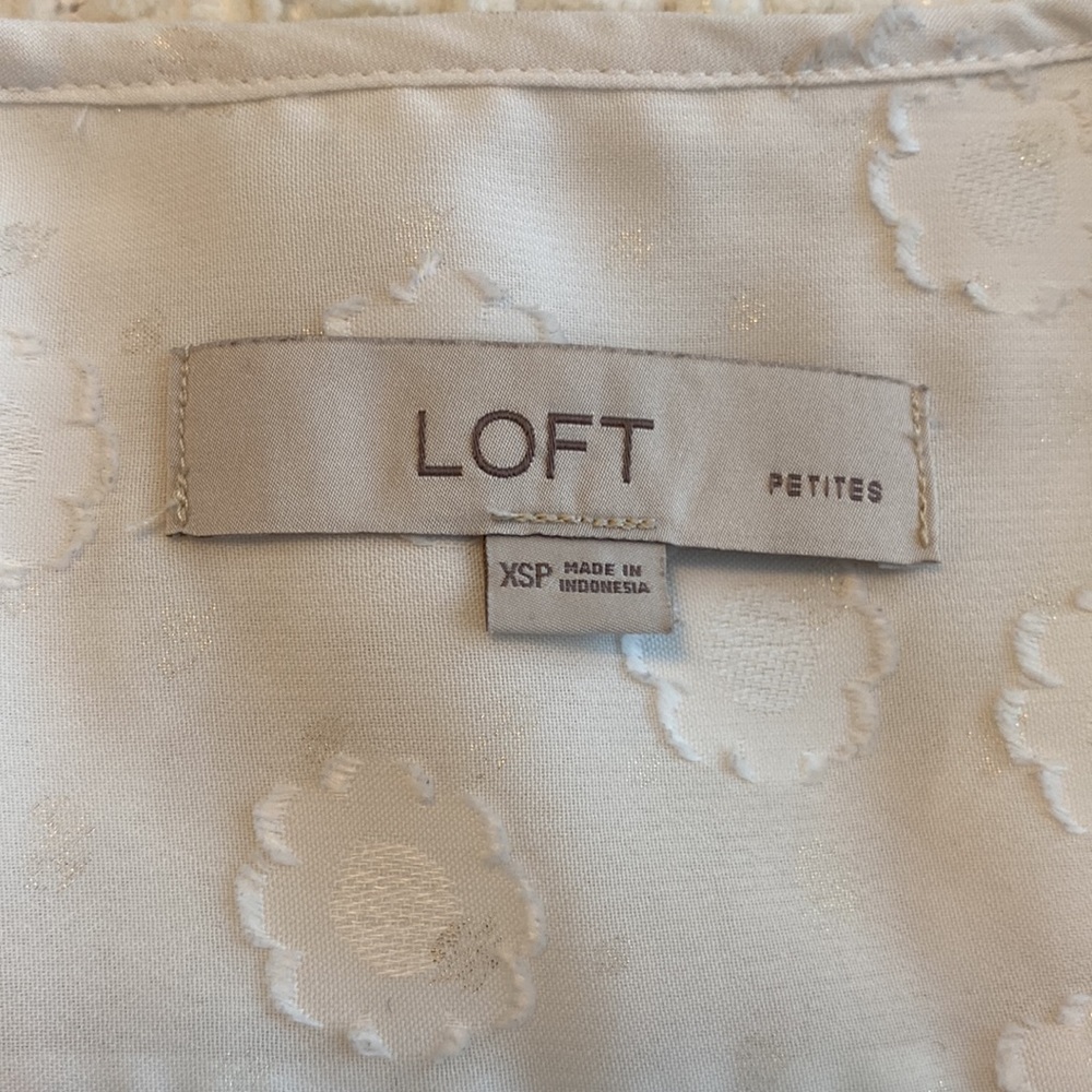 Loft Textured Blouse - Picture 7 of 8